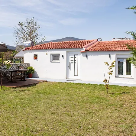Kentrikon Iii & Mint House Limenaria (Thasos)
