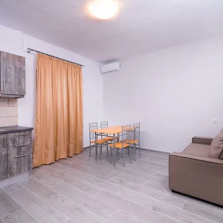 Aparthotel Kentrikon Iii & Mint House Limenaria (Thasos)